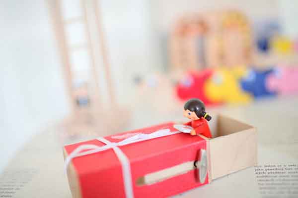 非主流情感签名_原来你所谓的成熟，就是为你不顾一切的付出